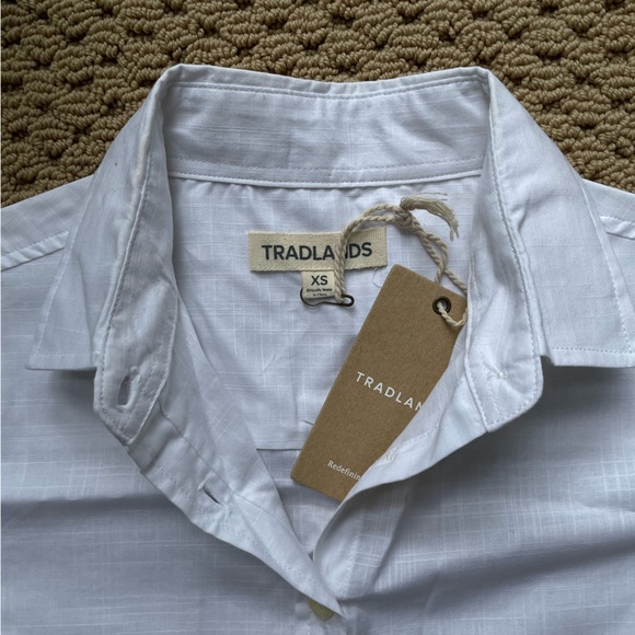 NWT Tradlands button up, size XS, White - Picture 4 of 4